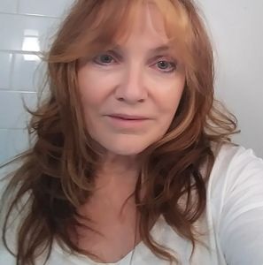 Meet your Posher, Sharon